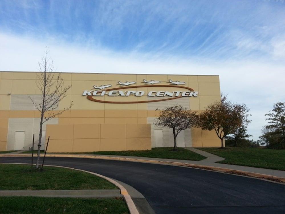 Super 8 By Wyndham Kansas City Airport North Экстерьер фото